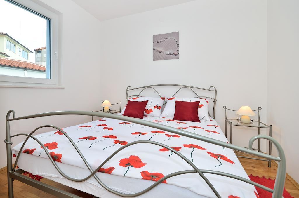 Apartments Nautilus Pula Chambre photo